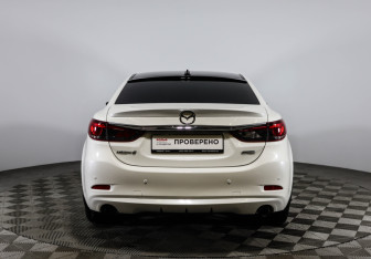 Подержанный автомобиль Mazda 6 Sedan 2016 года (9 фото)