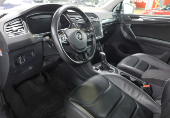 Подержанный автомобиль Volkswagen Tiguan 2018 года (11 фото)