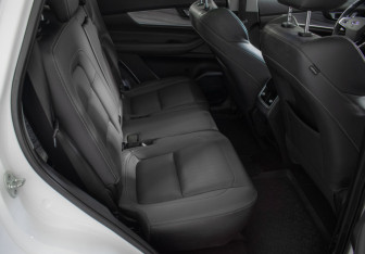Подержанный автомобиль Chery Tiggo 8 Pro 2023 года (10 фото)