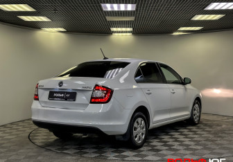 Подержанный автомобиль Skoda Rapid Liftback 2019 года (20 фото)
