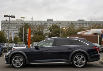 Подержанный автомобиль Audi A6 allroad 2019 года (8 фото)