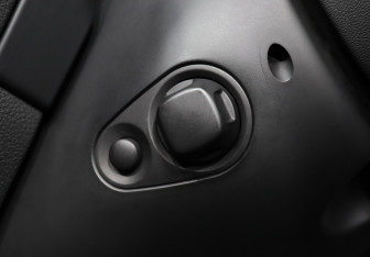 Подержанный автомобиль Audi Q7 2014 года (16 фото)