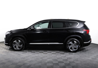 Подержанный автомобиль Hyundai Santa Fe 2021 года (8 фото)