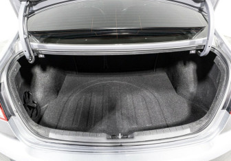 Подержанный автомобиль Hyundai Elantra Sedan 2019 года (22 фото)