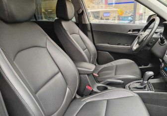 Подержанный автомобиль Hyundai Creta 2016 года (10 фото)