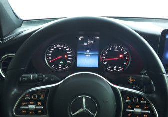 Подержанный автомобиль Mercedes-Benz GLC Coupe 2021 года (11 фото)