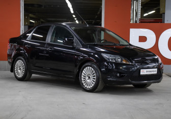 Подержанный автомобиль Ford Focus Sedan 2008 года (3 фото)