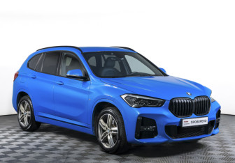 Подержанный автомобиль BMW X1 2020 года (3 фото)