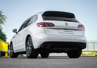 Подержанный автомобиль Volkswagen Touareg 2018 года (6 фото)