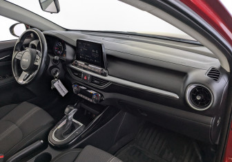 Подержанный автомобиль Kia Cerato Sedan 2021 года (20 фото)