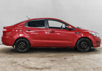 Подержанный автомобиль Kia Rio Sedan 2013 года (4 фото)