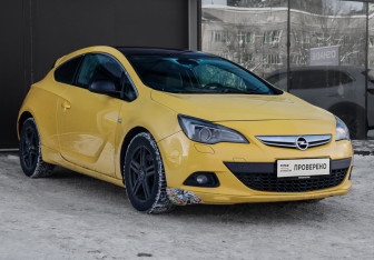 Подержанный автомобиль Opel Astra Hatchback 2013 года (3 фото)