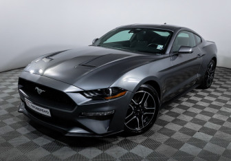 Подержанный автомобиль Ford Mustang Coupe 2021 года (17 фото)