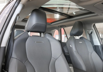 Новый Toyota RAV4 2026 (17 фото)