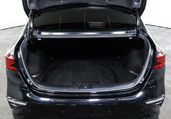 Подержанный автомобиль Kia Cerato Sedan 2020 года (16 фото)