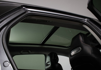 Подержанный автомобиль Changan UNI-K 2024 года (18 фото)