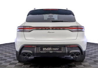 Подержанный автомобиль Porsche Macan 2022 года (6 фото)