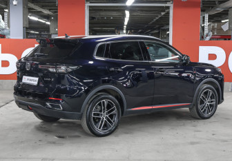 Подержанный автомобиль Changan UNI-S 2024 года (5 фото)