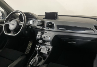 Подержанный автомобиль Audi Q3 2017 года (9 фото)