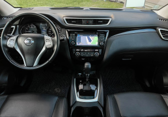 Подержанный автомобиль Nissan Qashqai 2018 года (12 фото)