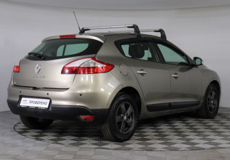 Подержанный автомобиль Renault Megane Hatchback 2012 года (5 фото)