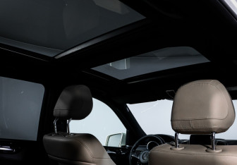 Подержанный автомобиль Mercedes-Benz GLE 2017 года (16 фото)