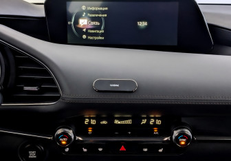 Подержанный автомобиль Mazda 3 Hatchback 2019 года (15 фото)