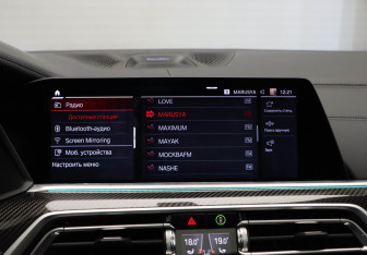 Подержанный автомобиль BMW X6 M 2021 года (20 фото)