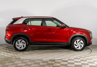 Подержанный автомобиль Hyundai Creta 2021 года (4 фото)