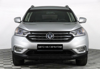 Подержанный автомобиль DongFeng AX7 2017 года (2 фото)