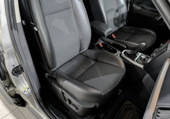Подержанный автомобиль Land Rover Freelander 2010 года (24 фото)