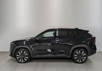 Подержанный автомобиль Geely Atlas 2024 года (8 фото)
