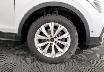 Подержанный автомобиль Volkswagen Tiguan 2021 года (18 фото)