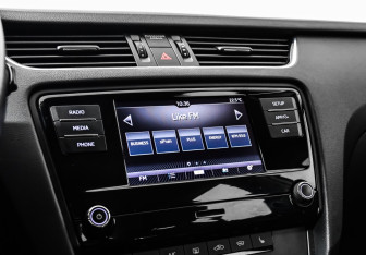 Подержанный автомобиль Skoda Octavia Wagon 2018 года (15 фото)