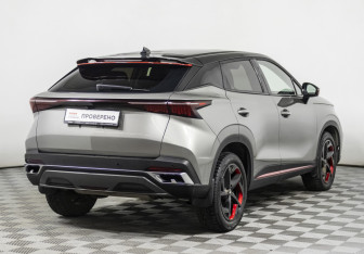 Подержанный автомобиль Omoda C5 2023 года (5 фото)