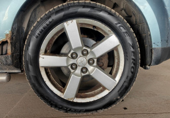 Подержанный автомобиль Mitsubishi Outlander 2008 года (20 фото)