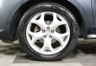 Подержанный автомобиль Mazda CX-7 2011 года (5 фото)