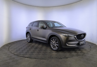 Подержанный автомобиль Mazda CX-5 2019 года (3 фото)