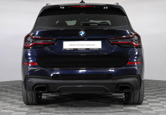 Подержанный автомобиль BMW X3 2019 года (4 фото)