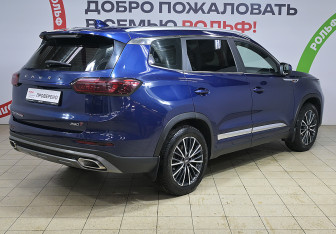 Подержанный автомобиль Chery Tiggo 8 Pro 2023 года (3 фото)