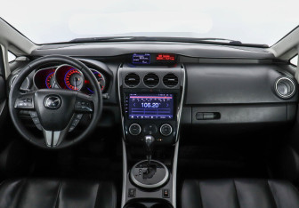 Подержанный автомобиль Mazda CX-7 2011 года (7 фото)