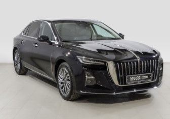 Подержанный автомобиль Hongqi H5 2024 года (3 фото)
