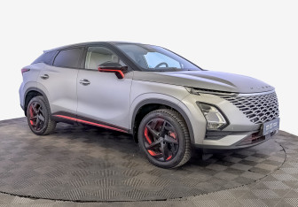 Подержанный автомобиль Omoda C5 2023 года (3 фото)