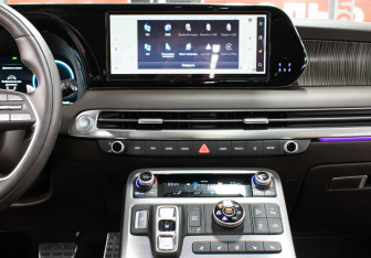 Подержанный автомобиль Hyundai Palisade 2023 года (15 фото)