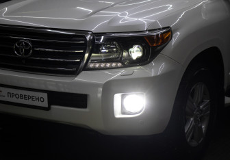 Подержанный автомобиль Toyota Land Cruiser Suv 2015 года (27 фото)