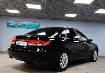Подержанный автомобиль Hyundai Grandeur 2007 года (5 фото)
