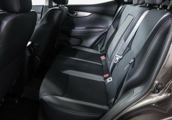 Подержанный автомобиль Nissan Qashqai 2021 года (12 фото)