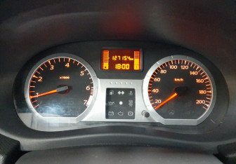 Подержанный автомобиль LADA (ВАЗ) Largus Wagon 2018 года (11 фото)