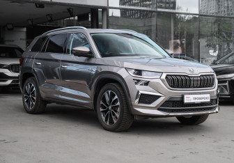 Подержанный автомобиль Skoda Kodiaq 2023 года (3 фото)