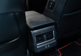 Новый Toyota Camry Sedan 2025 (13 фото)